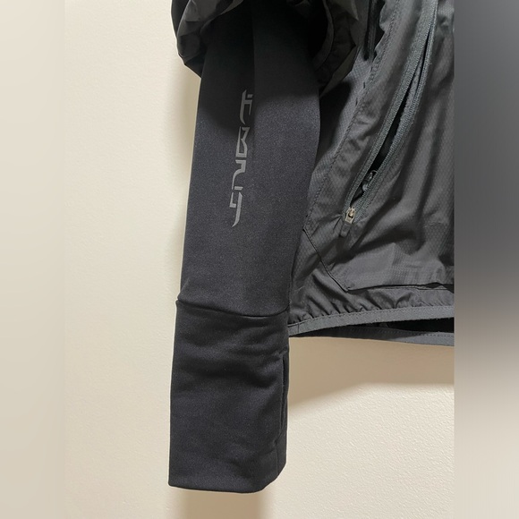 Men’s black Nike Kobe Storm-fit zip up jacket - Picture 9 of 9